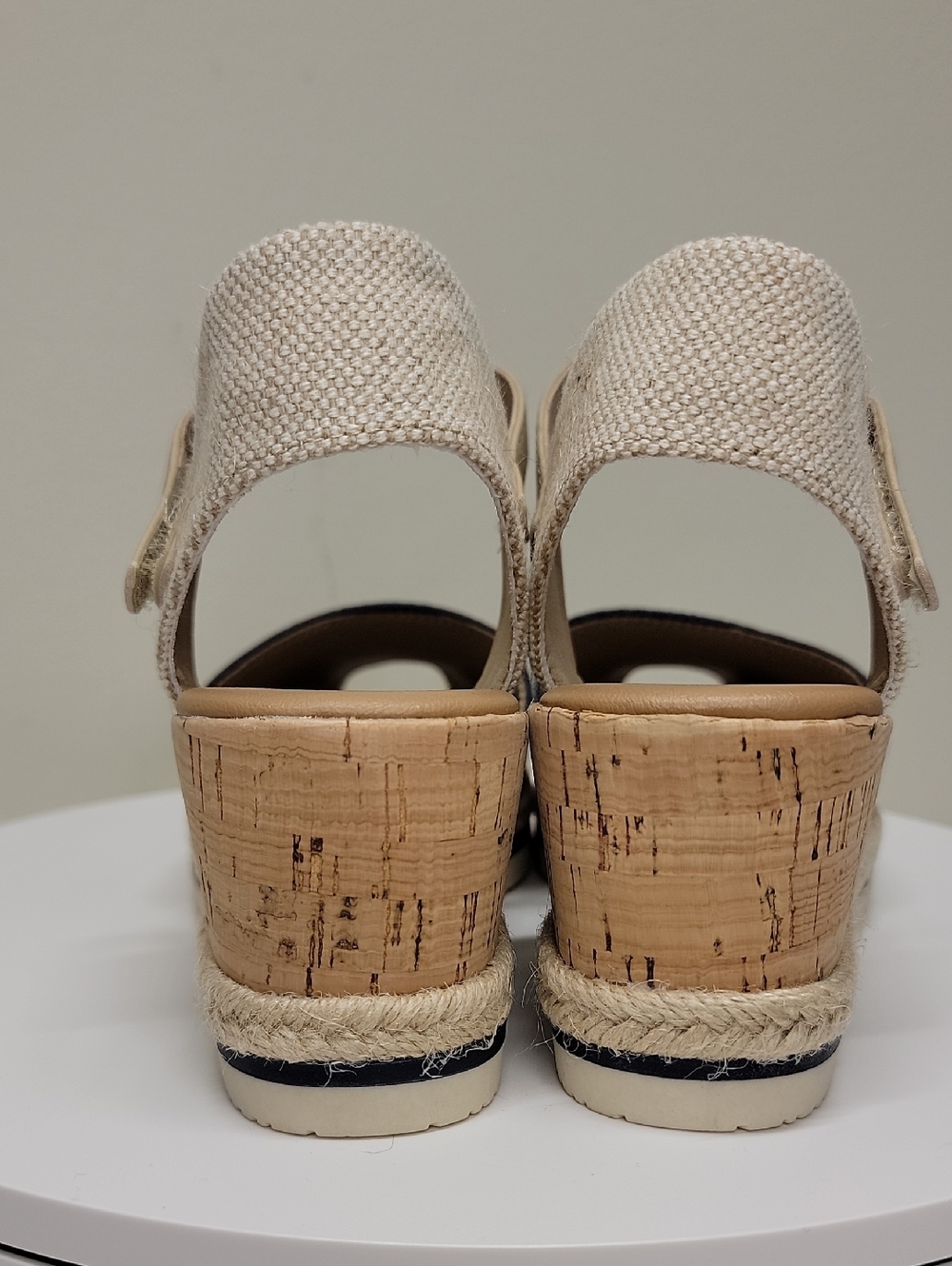 BARETRAPS-NEW IN BOX- Navy Canvas and Beige Cork Wedge Sandals - Picture 11 of 13